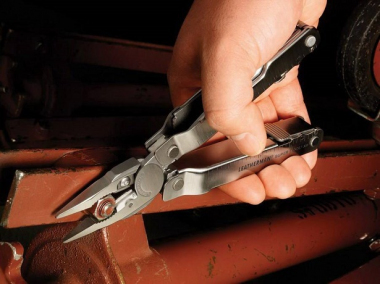 Мультиинструмент Leatherman Super Tool 300, металлик