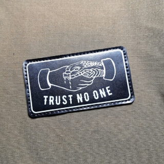 Шеврон FTA на липучке Trust no one, PVC, черный