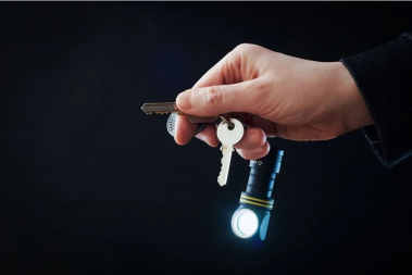 Фонарь Armytek ELF C1 USB-C, теплый свет