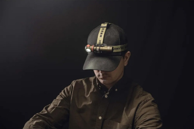 Фонарь Armytek ELF C2 USB-C Pobeda, белый свет